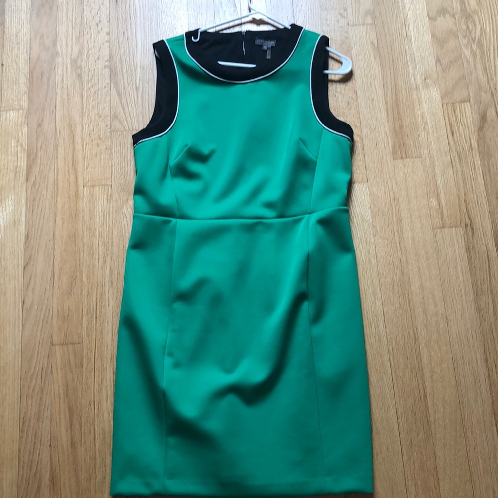 Beautiful green and black Vince Camuto scuba dress